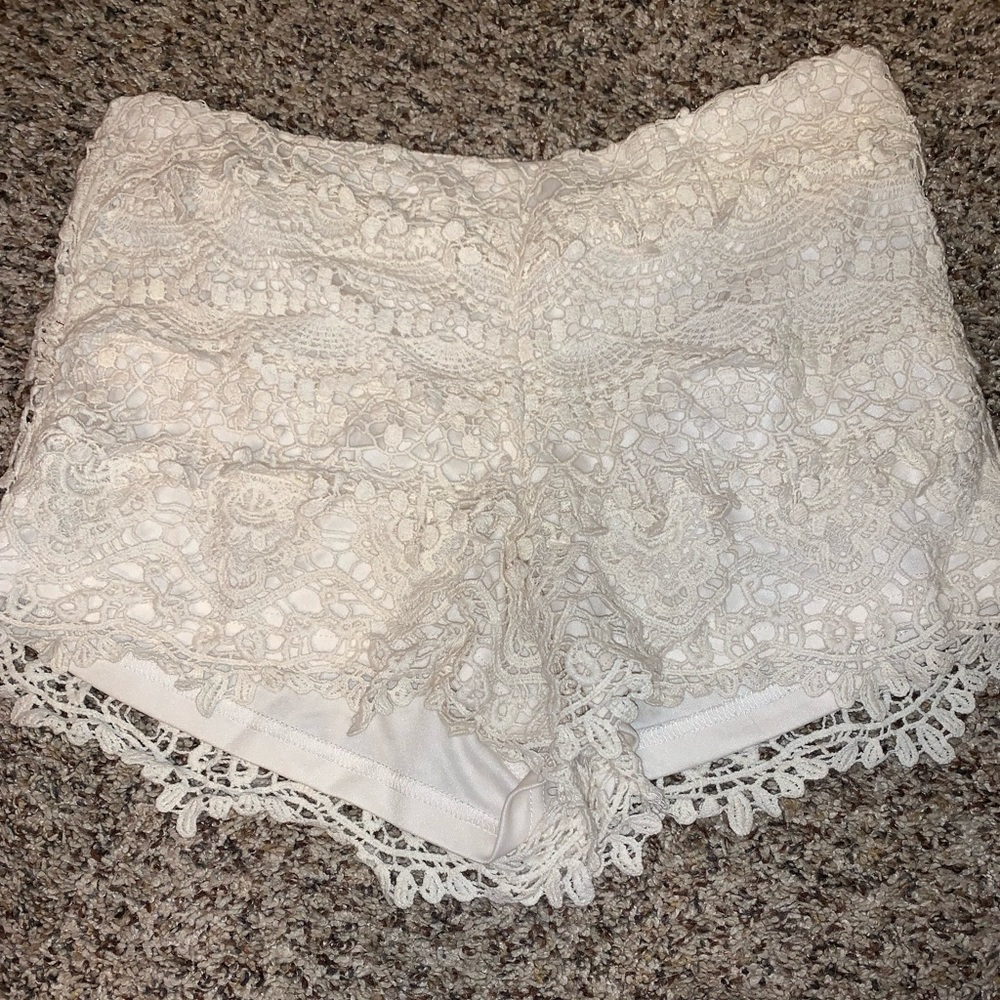 Festival lace shorts